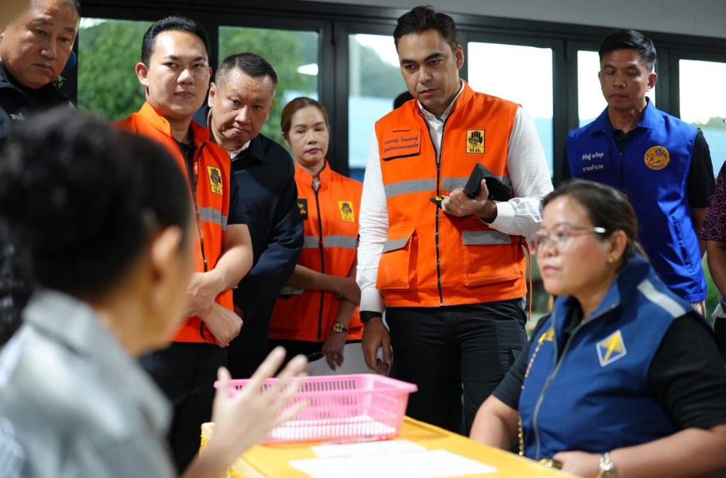 สส.ปชป. จี้รัฐแจงสิทธิประกันภัยพิบัติ 1.5 หมื่นล้าน สอบต้นตอดินถล่มภูเก็ต