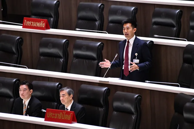 สส.ปชป. จี้รัฐแจงสิทธิประกันภัยพิบัติ 1.5 หมื่นล้าน สอบต้นตอดินถล่มภูเก็ต