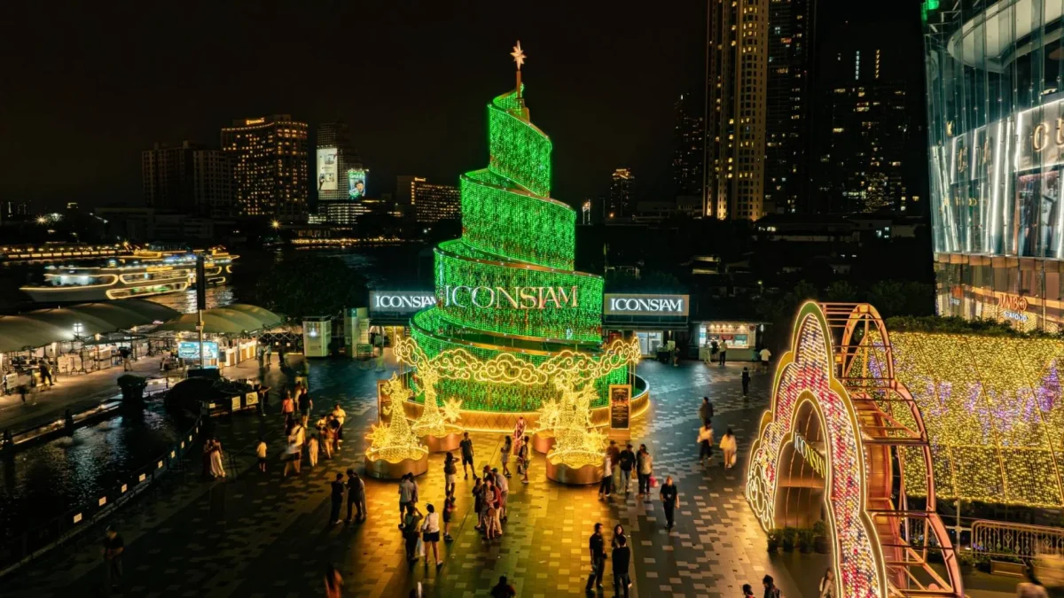 ไอคอนสยามเปิดไฟต้นคริสต์มาสยักษ์ 21 เมตร ริมเจ้าพระยา 1 พ.ย.-25 ธ.ค. 2569