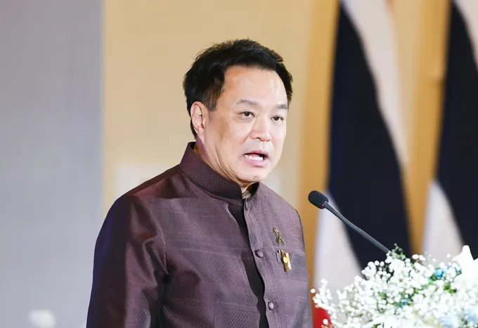 นายกฯ อนุทิน ยันโซลาร์ภาคประชาชนไม่เอื้อทุนใหญ่ ตั้งเป้า 1 ล้านครัวเรือนร่วมผลิตไฟ