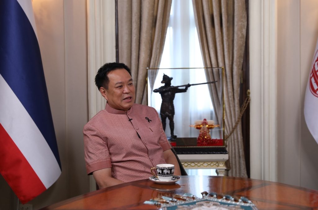 นายกฯ อนุทินตอบฝ่ายค้าน ปมกู้ 2 แสนล้าน ยันโซลาร์ประชาชนไม่ใช่เช็คเปล่า