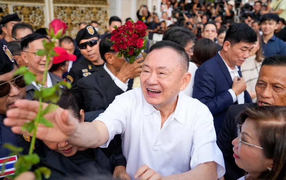 รายงานข่าว ‘ทักษิณ’ กดดัน คกก.สันติสุข รับคำร้องนิรโทษกรรม แลกเสียง สส.เพื่อไทย 74 เสียง