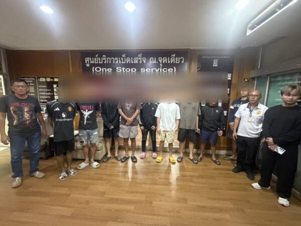 สตม.ร่วม ป.ป.ส.บุกโกดังกัญชาคลองสามวา ควบคุมต่างด้าว 14 ราย พบผู้ต้องหาหนีหมายจับเวียดนาม