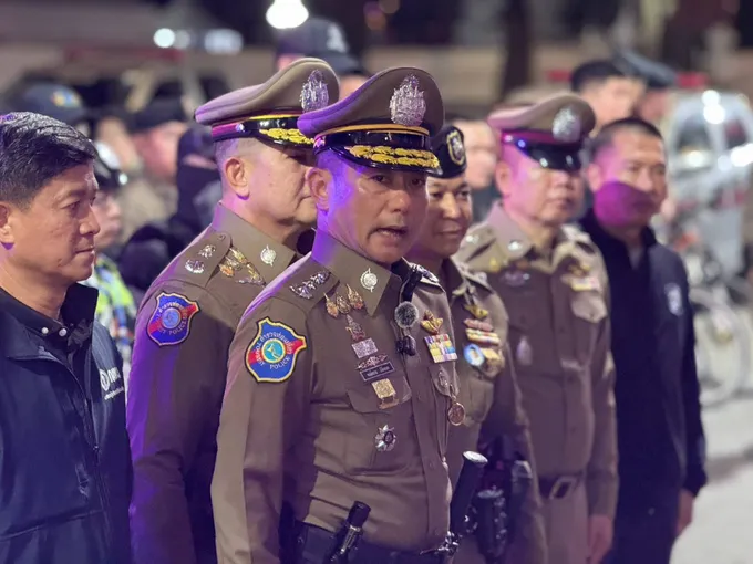 ตำรวจท่องเที่ยวถนนข้าวสาร ปล่อยแถว 95 นาย รับมือคืนฮาโลวีน