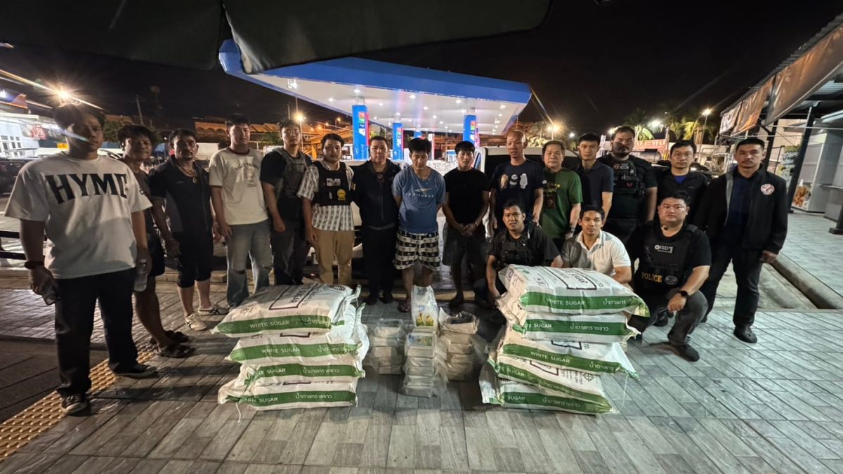 บก.น.1 รวบ 2 เอเย่นต์ไอซ์ 210 กก. คาปั๊มน้ำมันกาญจนาภิเษก บางบอน