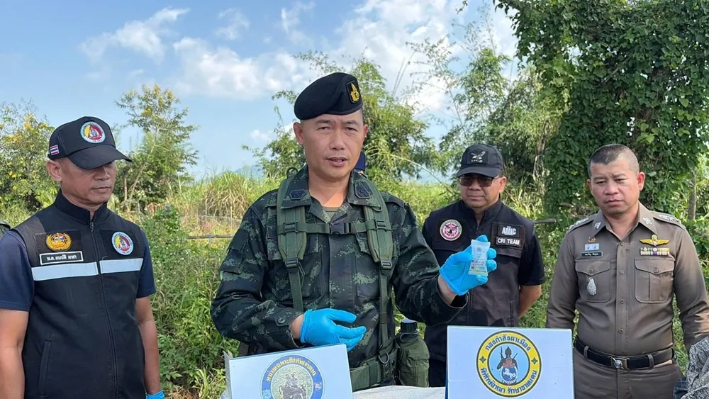 ทหารผาเมืองปะทะกลุ่มขนยาที่แม่สาย ยึดไอซ์ 261.5 กิโลกรัม ฝ่ายตรงข้ามหนีลอยนวล