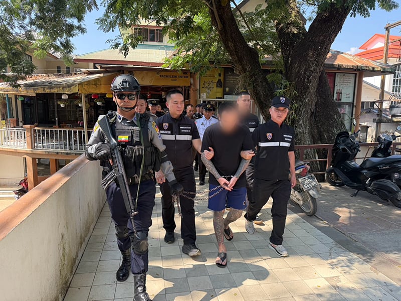 เมียนมาส่งตัวชายพะเยาวัย 37 กลับไทยผ่านด่านแม่สาย พบหมายจับฆ่าคนที่เชียงใหม่และคดียาเสพติด